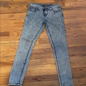 Acid washed jeans